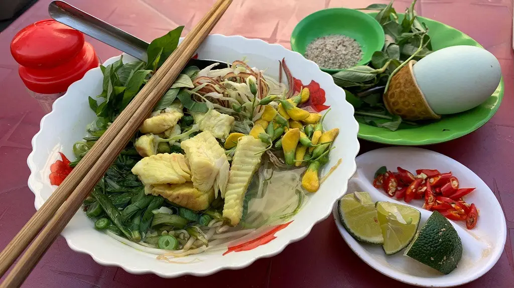 Bún cá Châu Đốc, đặc sản trứ danh của đất An Giang 6