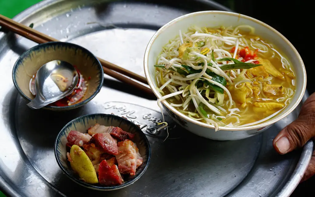Bún cá Châu Đốc, đặc sản trứ danh của đất An Giang 5