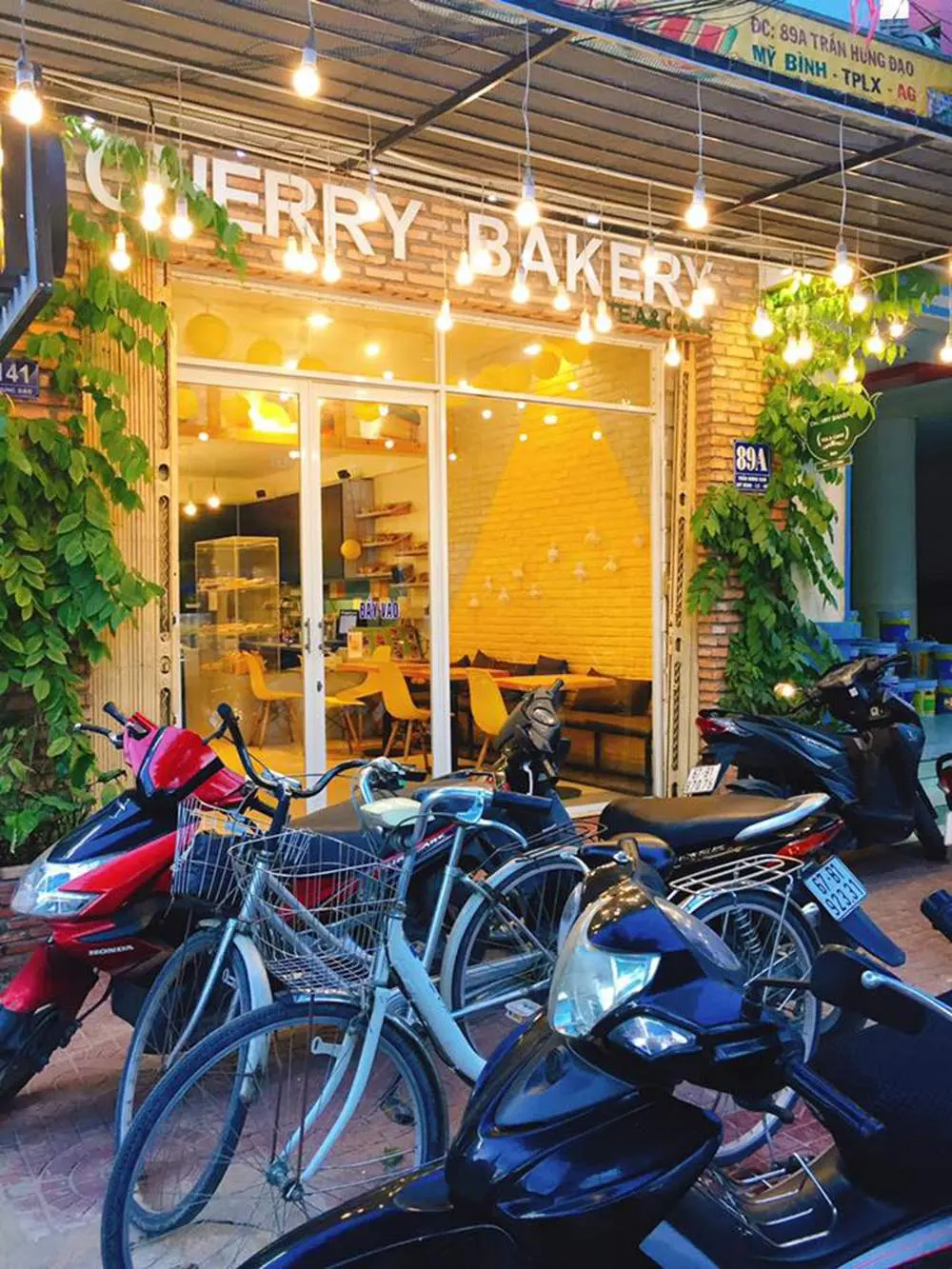 Cherry Bakery v&agrave; thi&ecirc;n đường d&agrave;nh cho những t&iacute;n đồ y&ecirc;u b&aacute;nh ngọt 3