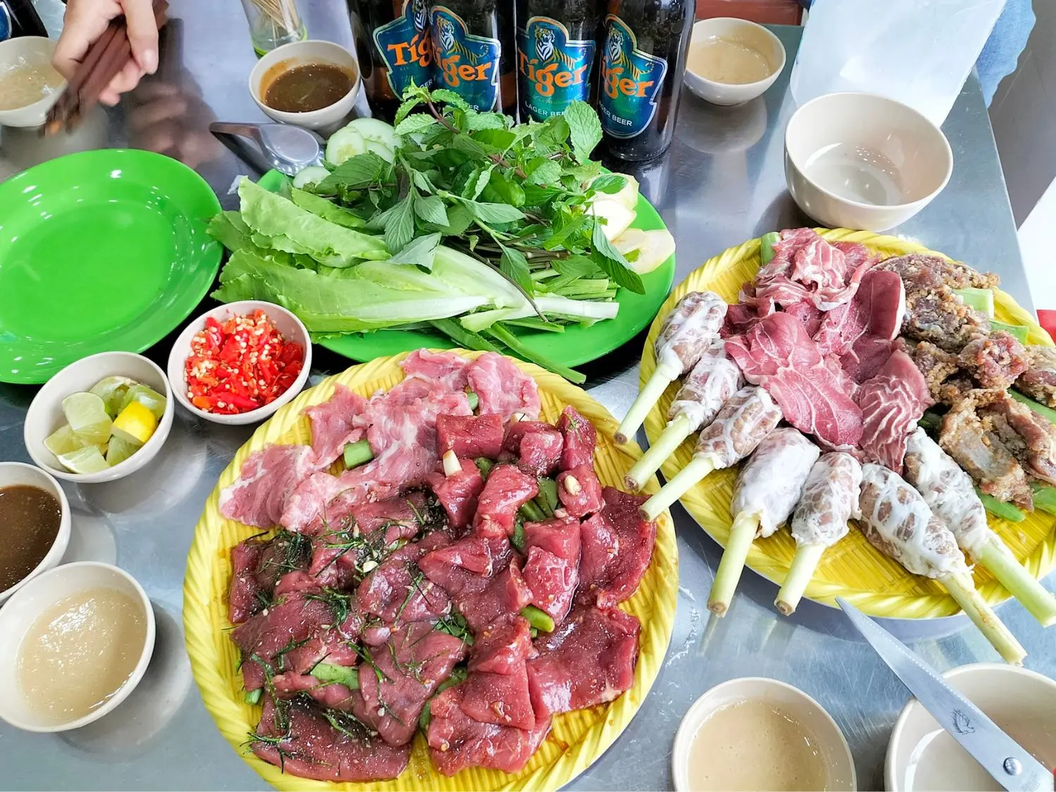 Đặc sắc Qu&aacute;n b&ograve; Tư Thi&ecirc;ng Ch&acirc;u Đốc nổi danh khắp v&ugrave;ng N&uacute;i Sam 2