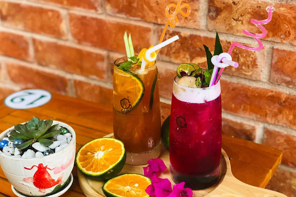 Đến KaLy Garden Coffee, nh&acirc;m nhi t&aacute;ch c&agrave; ph&ecirc; ngắm cảnh v&ugrave;ng Bảy N&uacute;i 8