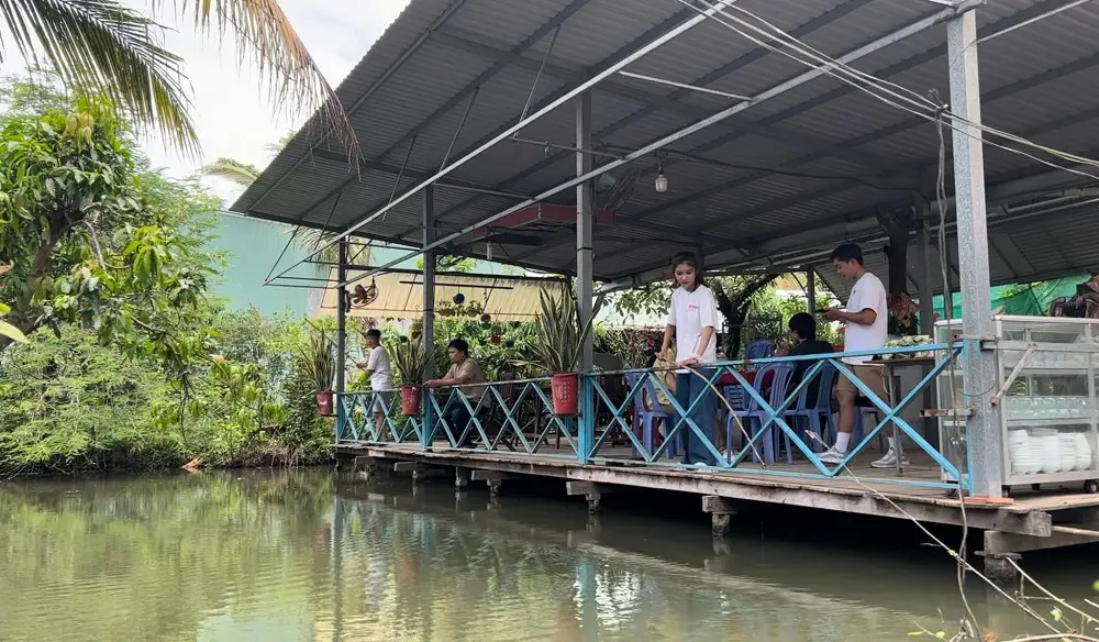 Đến qu&aacute;n sinh th&aacute;i T&ugrave;ng T&aacute;o để h&ograve;a m&igrave;nh v&agrave;o thi&ecirc;n nhi&ecirc;n xanh 2