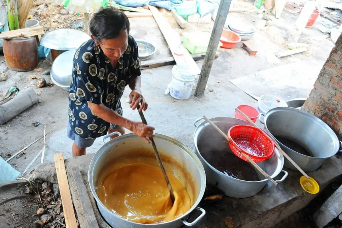 Đường thốt nốt, đặc sản ngọt ng&agrave;o ng&acirc;y ngất l&ograve;ng người của An Giang 5