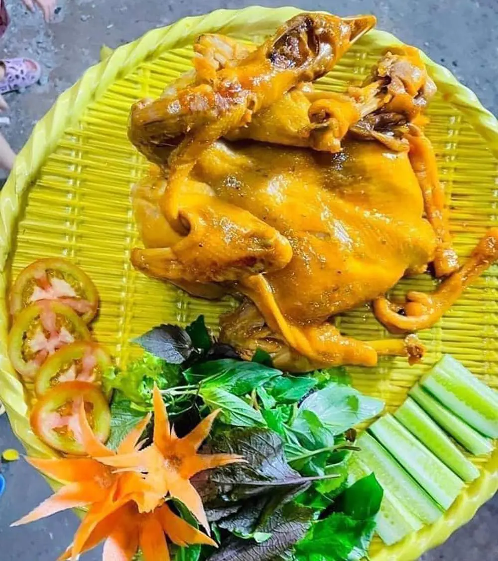Gh&eacute; Chill Phết Qu&aacute;n Long Xuy&ecirc;n thưởng thức menu hải sản hấp dẫn 6