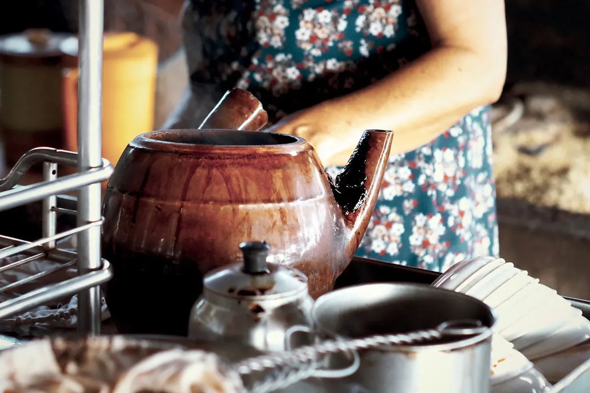 Kh&aacute;m ph&aacute; C&agrave; ph&ecirc; vợt Hai Ngầu (Long Xuy&ecirc;n) c&oacute; tuổi đời hơn 50 năm 3