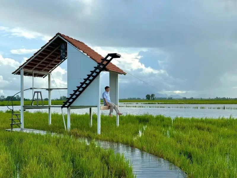 Tiệm c&agrave; ph&ecirc; Nh&agrave; Qu&ecirc;: Hơi thở b&igrave;nh y&ecirc;n giữa c&aacute;nh đồng An Giang 3