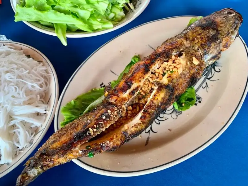 Top 13 đặc sản Ch&acirc;u Đốc ngon c&oacute; tiếng, n&iacute;u ch&acirc;n hội s&agrave;nh ăn 4