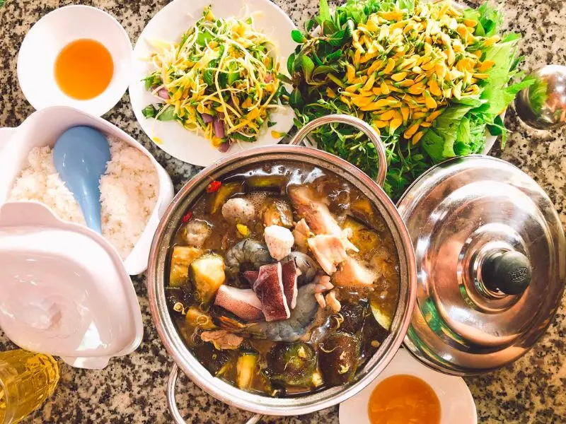 Top 13 đặc sản Ch&acirc;u Đốc ngon c&oacute; tiếng, n&iacute;u ch&acirc;n hội s&agrave;nh ăn 3