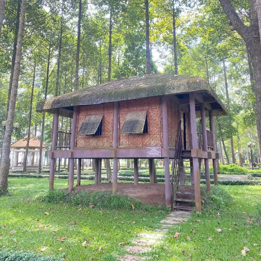 Khu lưu niệm B&aacute;c T&ocirc;n, niềm tự h&agrave;o trong văn h&oacute;a lịch sử của An Giang 8