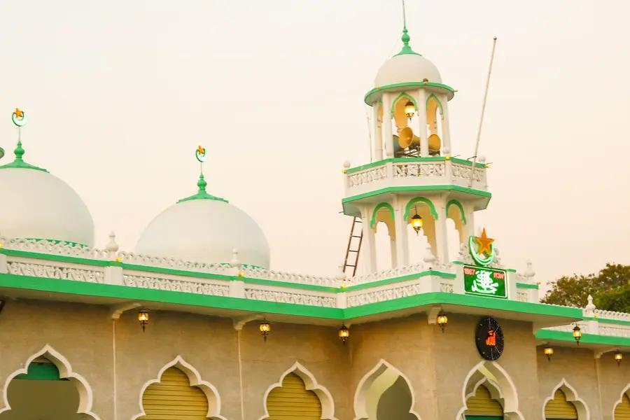 Thánh đường Hồi Giáo Jamuil Azhar Mosque, không gian đặc sắc vùng Tân Châu 2