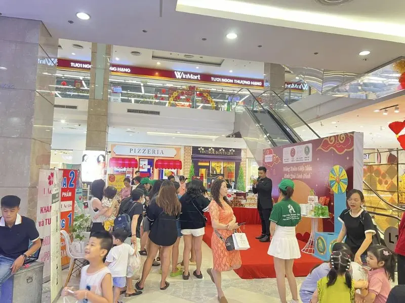 Vincom Long Xuy&ecirc;n c&oacute; g&igrave; mới m&agrave; ai cũng rủ nhau đi? 6