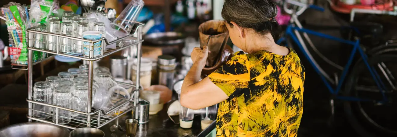 Tiệm cà phê pha phin 50 tuổi đời tại An Giang với hương vị xưa cũ