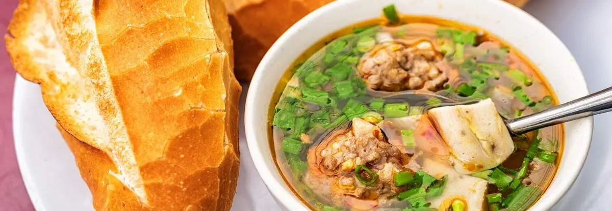 Bánh mì xíu mại cô Kiếu, lựa chọn hoàn hảo cho bữa sáng đủ vị