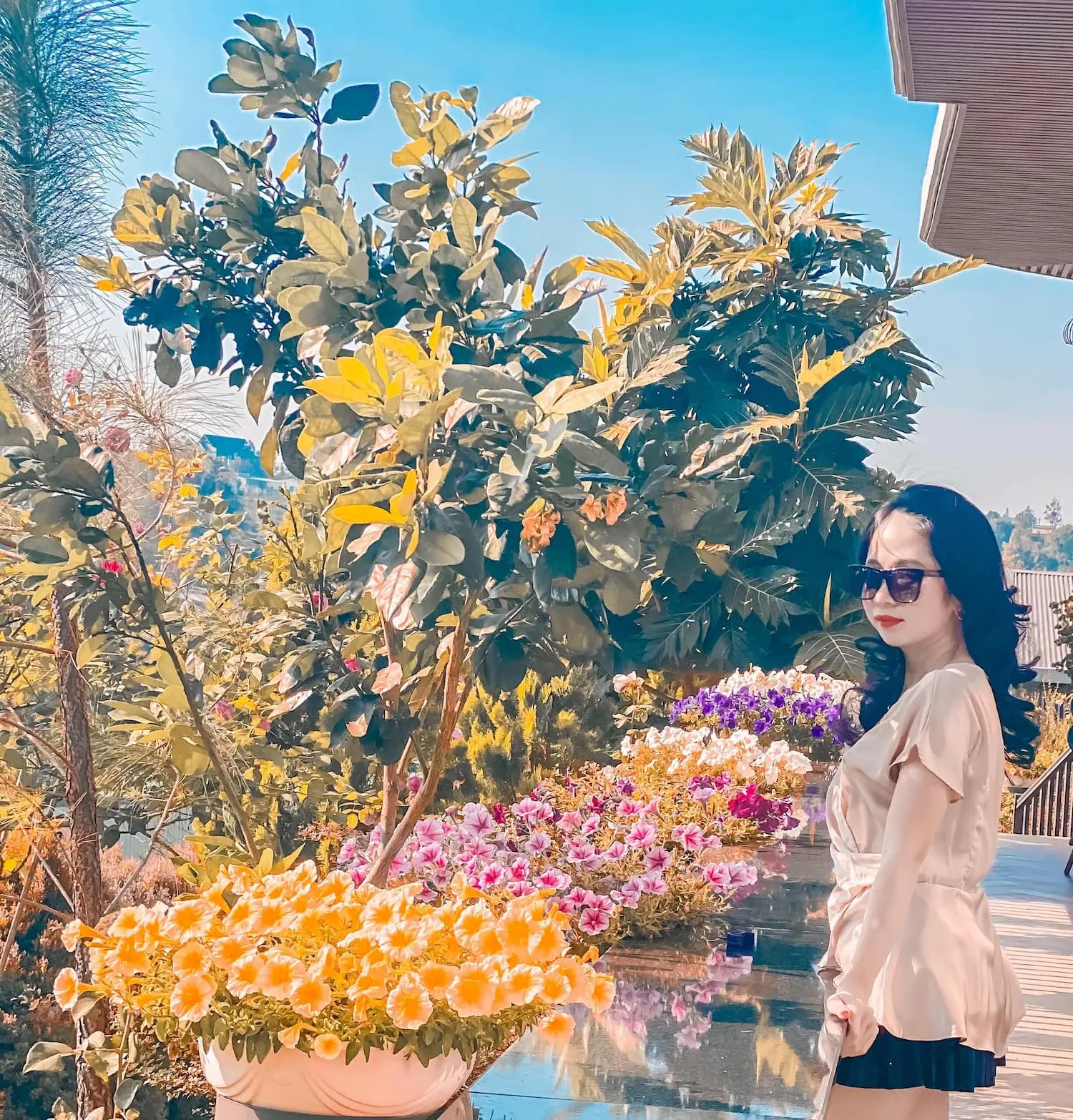 Đến Passion Garden Coffee thưởng thức menu ngọt ng&agrave;o, l&ecirc;n ảnh outfit si&ecirc;u xịn s&ograve; 17