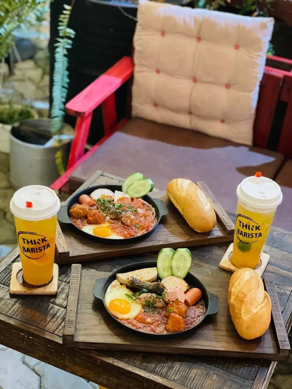 Đến Think Barista, view ngồi chill nghe nhạc phi&ecirc;u phi&ecirc;u 4