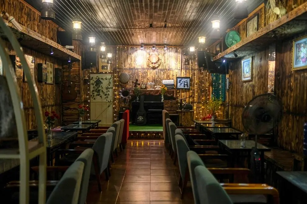 Dừng ch&acirc;n tại C&otilde;i Ri&ecirc;ng Caf&eacute; n&iacute;u giữ một thời ho&agrave;i niệm đ&atilde; qua 9