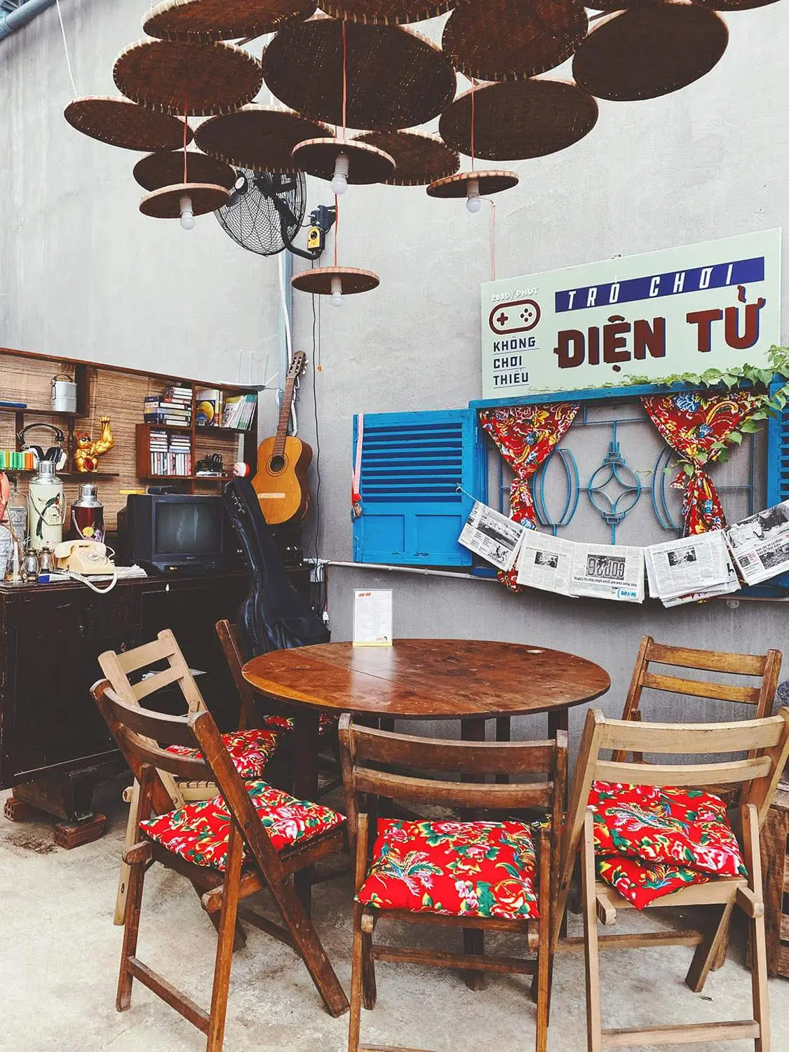 Ghé tiệm Cafe Cô Bông tìm về một nét hoài cổ giữa lòng thành phố 7