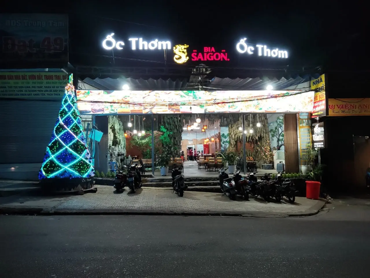 Qu&aacute;n ốc Thơm đ&atilde; sẵn s&agrave;ng để khuấy đảo vị gi&aacute;c của t&iacute;n đồ ăn uống 2
