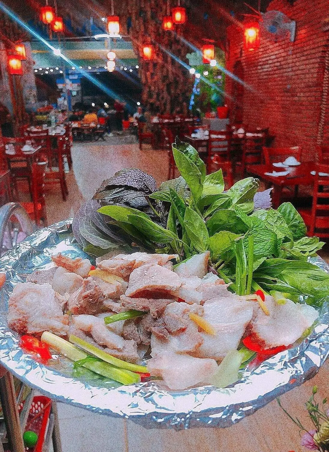 Qu&aacute;n ốc Thơm đ&atilde; sẵn s&agrave;ng để khuấy đảo vị gi&aacute;c của t&iacute;n đồ ăn uống 7