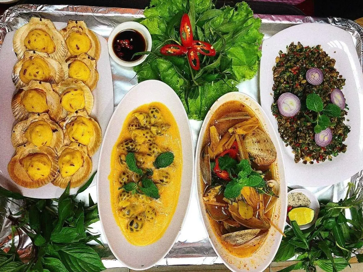 Qu&aacute;n ốc Thơm đ&atilde; sẵn s&agrave;ng để khuấy đảo vị gi&aacute;c của t&iacute;n đồ ăn uống 6