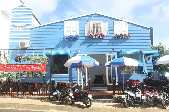 Phải lòng Cafe Mon Amour với phong cách Pháp sang trọng, cổ điển