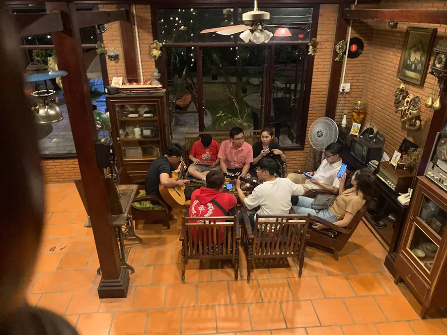 Cafe s&acirc;n vườn l&ograve; gạch Bến Tre v&agrave; những trải nghiệm si&ecirc;u th&uacute; vị 7