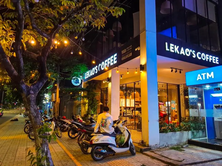 Check in LeKao's Coffee kh&aacute;m ph&aacute; kh&ocirc;ng gian thưởng thức c&agrave; ph&ecirc; hiện đại 2