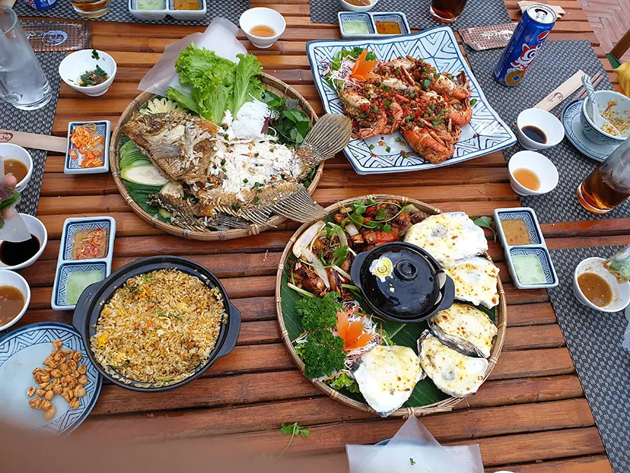Đến l&agrave;ng sinh th&aacute;i ẩm thực Qu&ecirc; Dừa Bến Tre thưởng thức đặc sản truyền thống 7