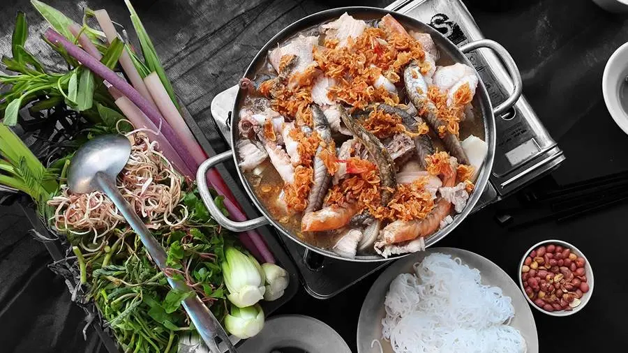 Ghé lẩu mắm Trúc Giang, thưởng thức đặc sản miền Tây thứ thiệt
