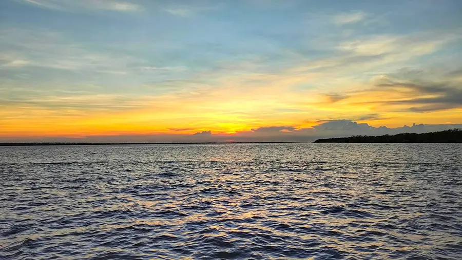 Chi&ecirc;m ngưỡng cảng Ba Tri mới qua lăng k&iacute;nh của c&ocirc; n&agrave;ng Trần Linh Chi 6