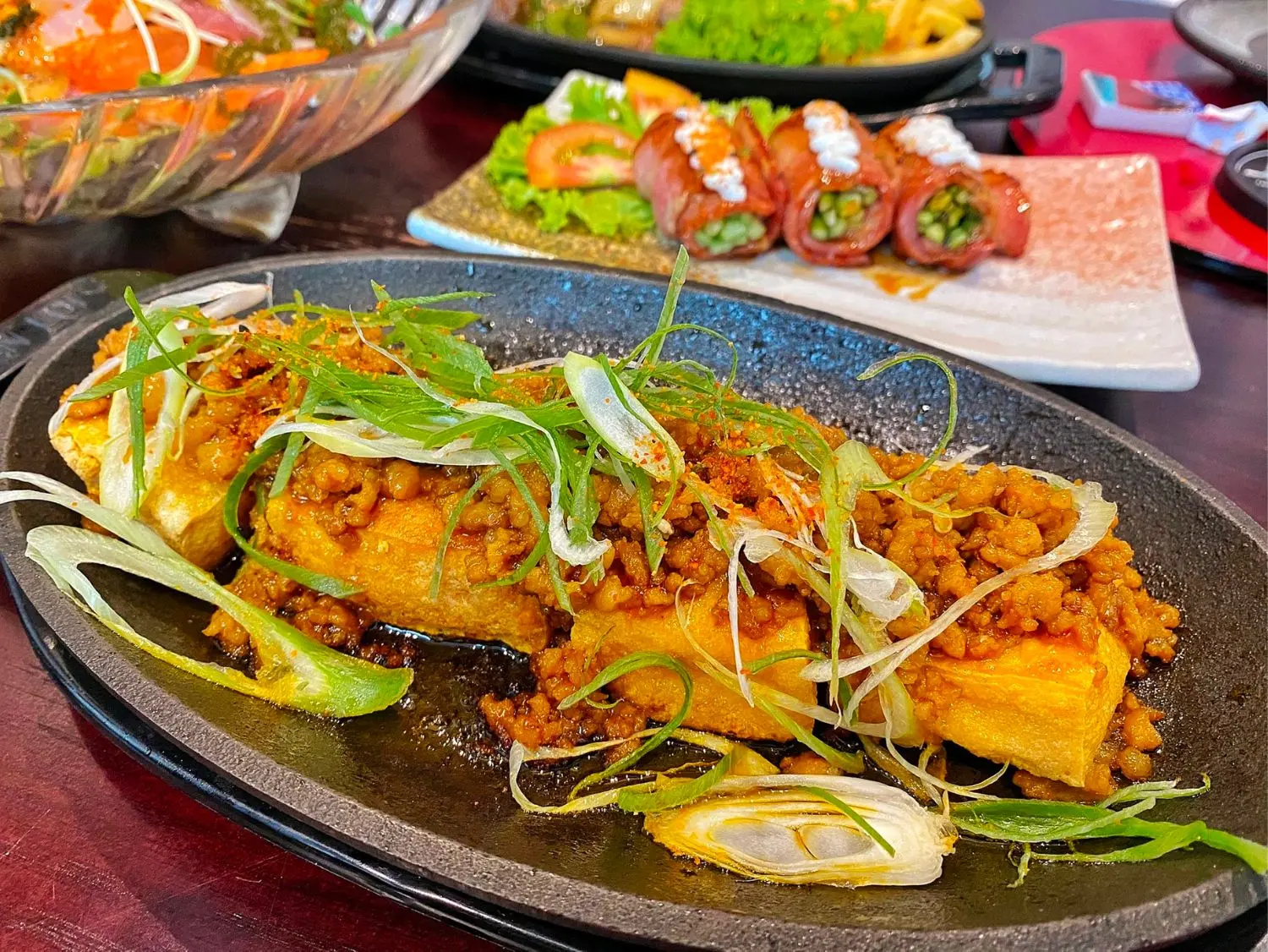 Akataiyo Sushi, nh&agrave; h&agrave;ng Nhật Bản sang trọng bậc nhất B&igrave;nh Dương 5
