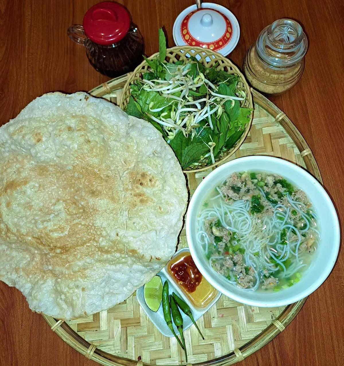B&uacute;n t&ocirc;m B&igrave;nh Dương v&agrave; hương vị đậm đ&agrave; kh&oacute; qu&ecirc;n 5