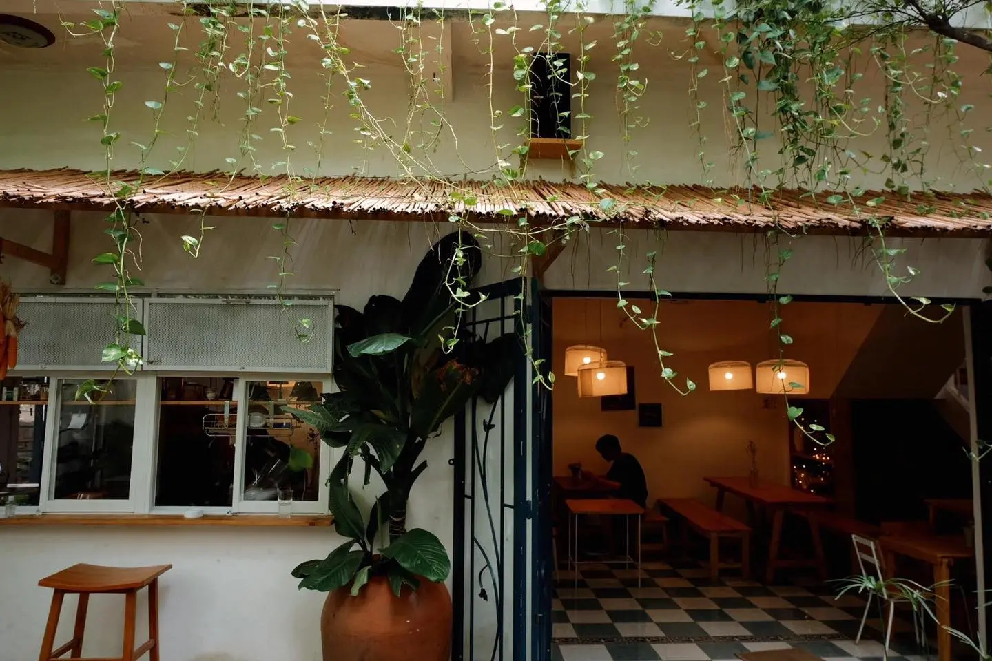 Cafe Thị 2, chốn an y&ecirc;n nơi phố thị bộn bề 2