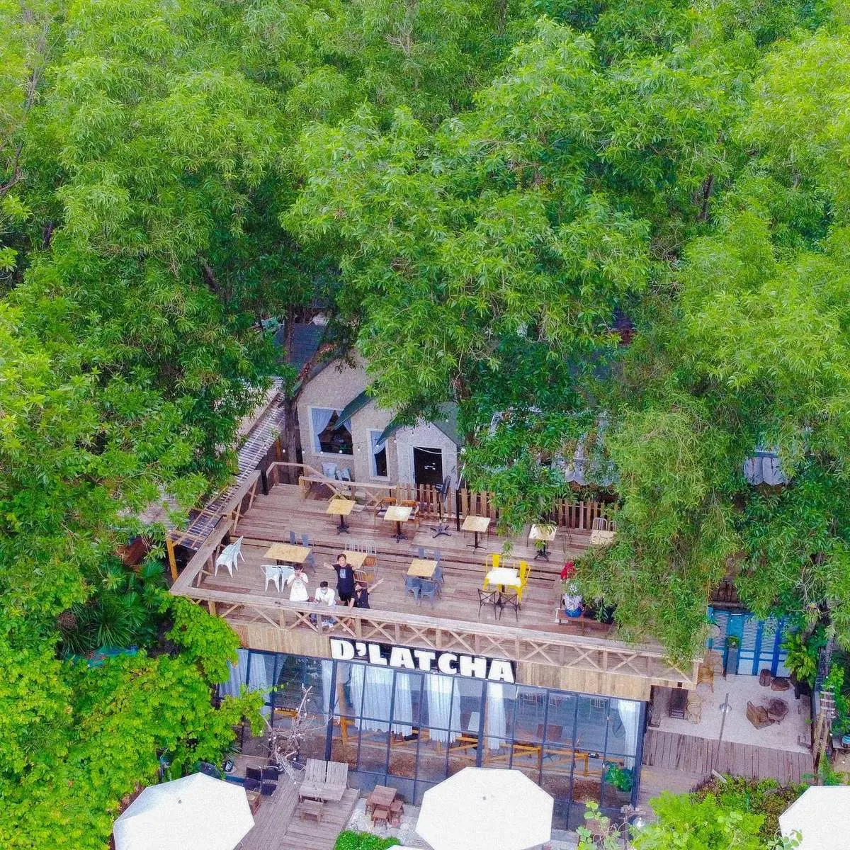 Đến ngay D'LatCha Tea Bistro đậm chất của một Đ&agrave; Lạt thu nhỏ 2