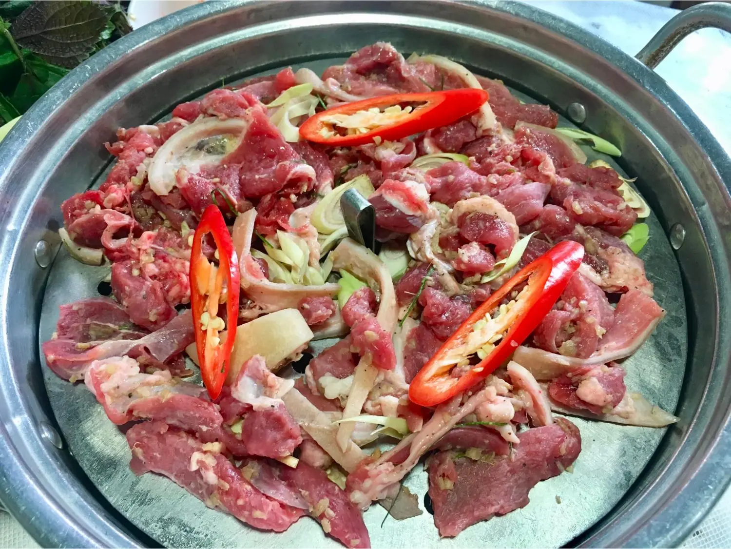 Gh&eacute; Nh&agrave; h&agrave;ng d&ecirc; C&uacute;c Phương thưởng thức đặc sản Ninh B&igrave;nh hấp dẫn 3