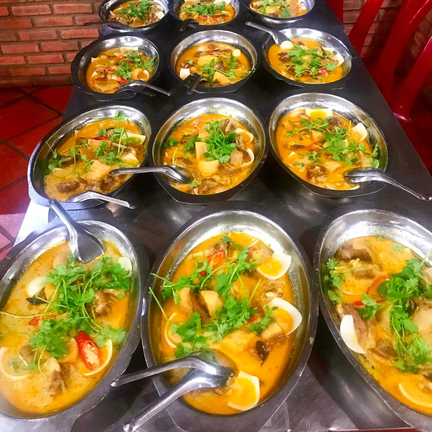 Gh&eacute; Nh&agrave; h&agrave;ng d&ecirc; C&uacute;c Phương thưởng thức đặc sản Ninh B&igrave;nh hấp dẫn 5