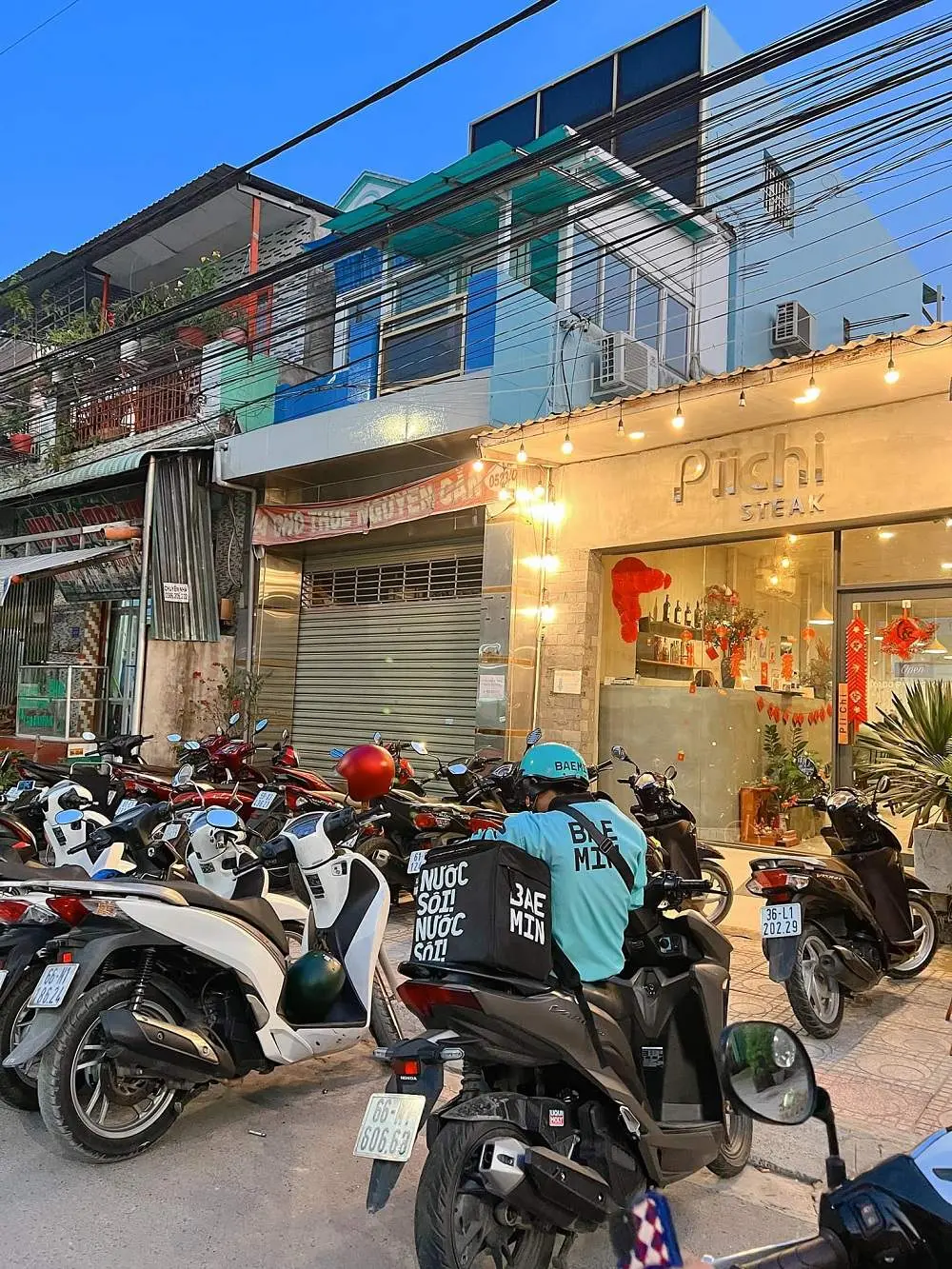 Gh&eacute; Piichi Steak tha hồ thưởng thức những m&oacute;n b&iacute;t tết thơm ngon 2