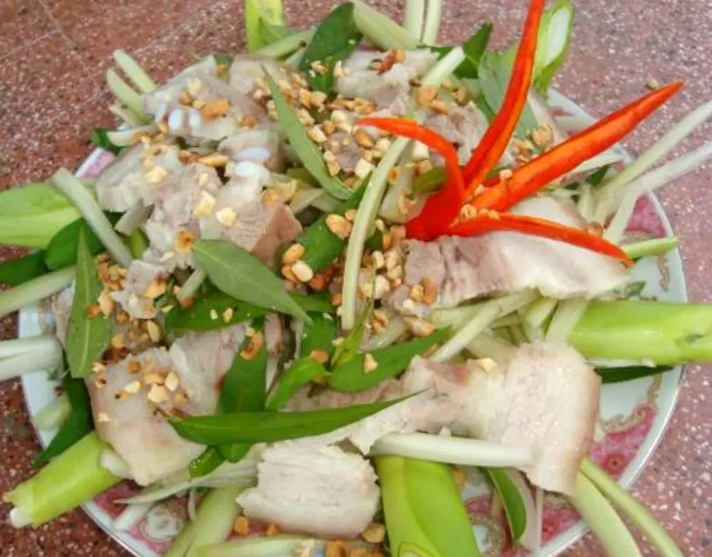 Gỏi ng&oacute; lục b&igrave;nh, m&oacute;n ăn d&acirc;n d&atilde; ngon kh&oacute; cưỡng 4