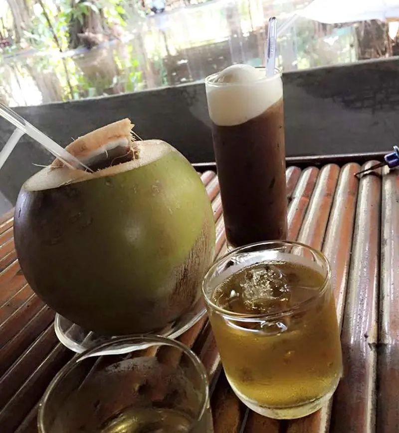 Kh&aacute;m ph&aacute; Cafe qu&aacute;n Gi&oacute; v&agrave; Nước, kh&ocirc;ng gian s&acirc;n vườn độc đ&aacute;o 7