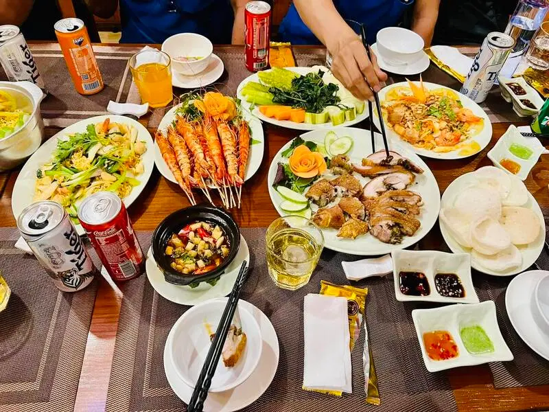 Kh&aacute;m ph&aacute; L&agrave;ng ẩm thực B&igrave;nh Dương c&ugrave;ng menu 3 miền đặc sắc 8