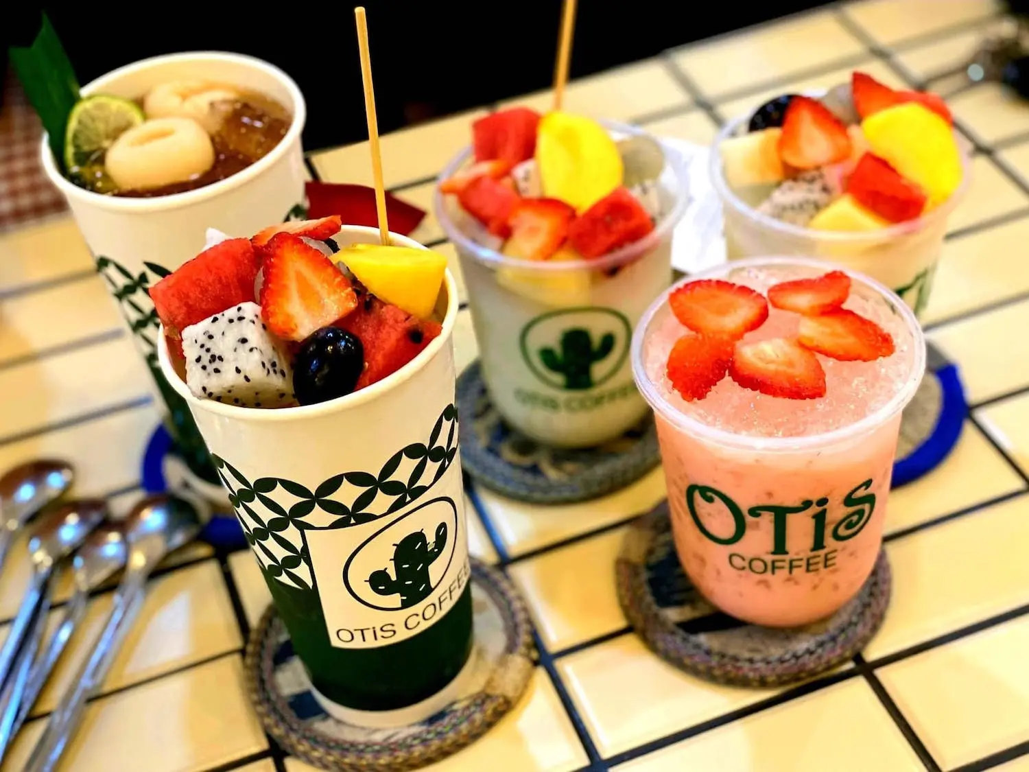 Kh&aacute;m ph&aacute; Otis Coffee như được lạc v&agrave;o một Ma Rốc thu nhỏ 18