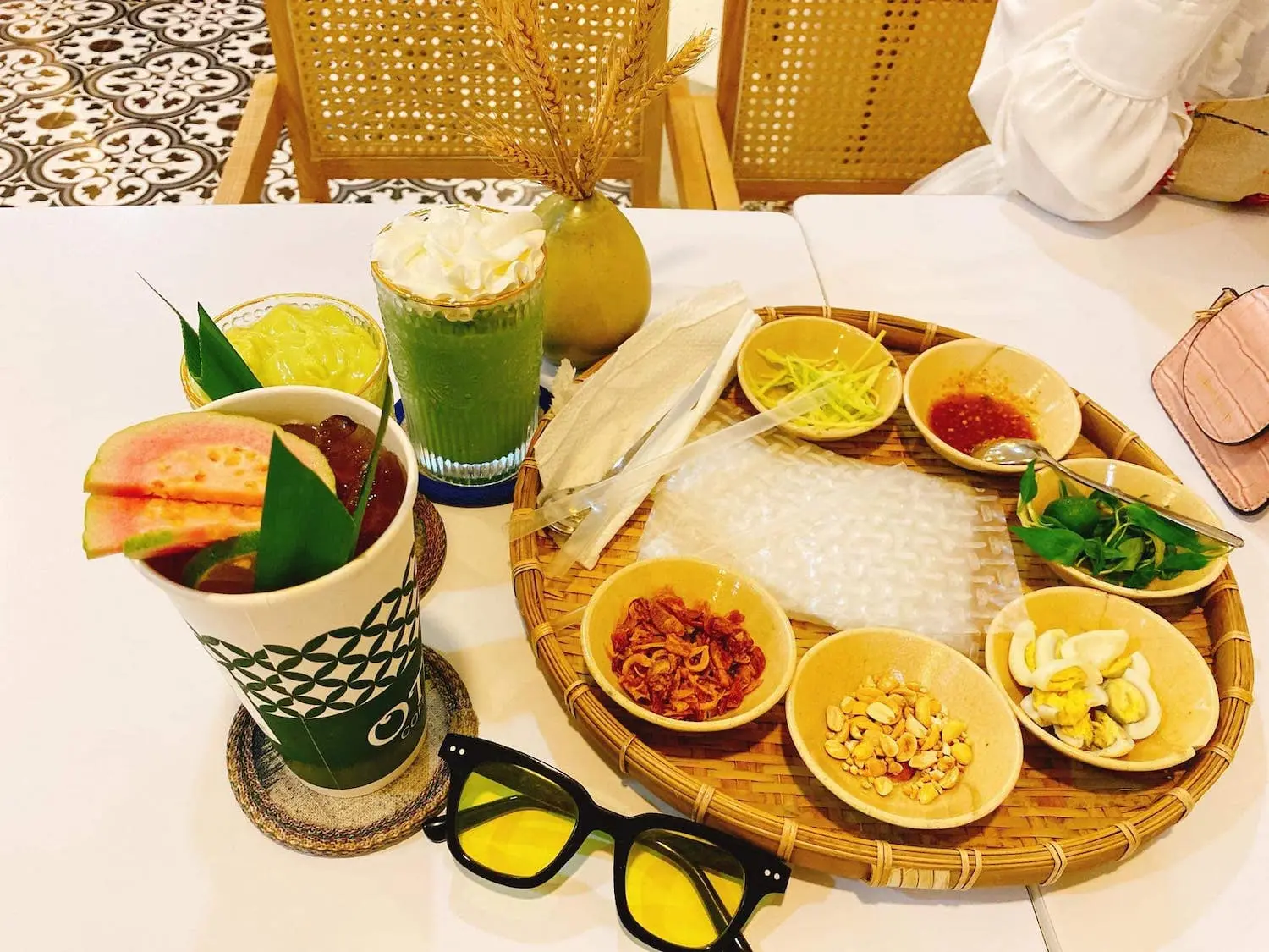 Kh&aacute;m ph&aacute; Otis Coffee như được lạc v&agrave;o một Ma Rốc thu nhỏ 20