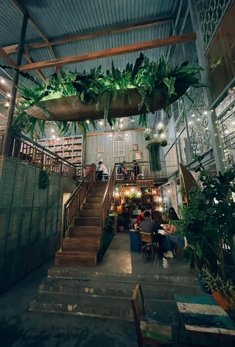 The Wood Coffee, một ch&uacute;t kh&ocirc;ng gian ho&agrave;i cổ trong l&ograve;ng th&agrave;nh phố hiện đại 8