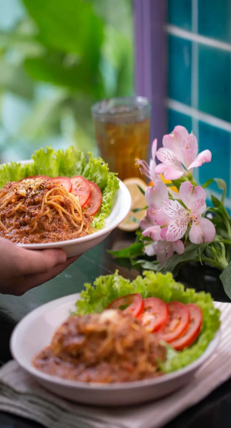 Thưởng thức Burger Tiện Lợi B&igrave;nh Dương, hương vị hấp dẫn đến từ phương T&acirc;y 7