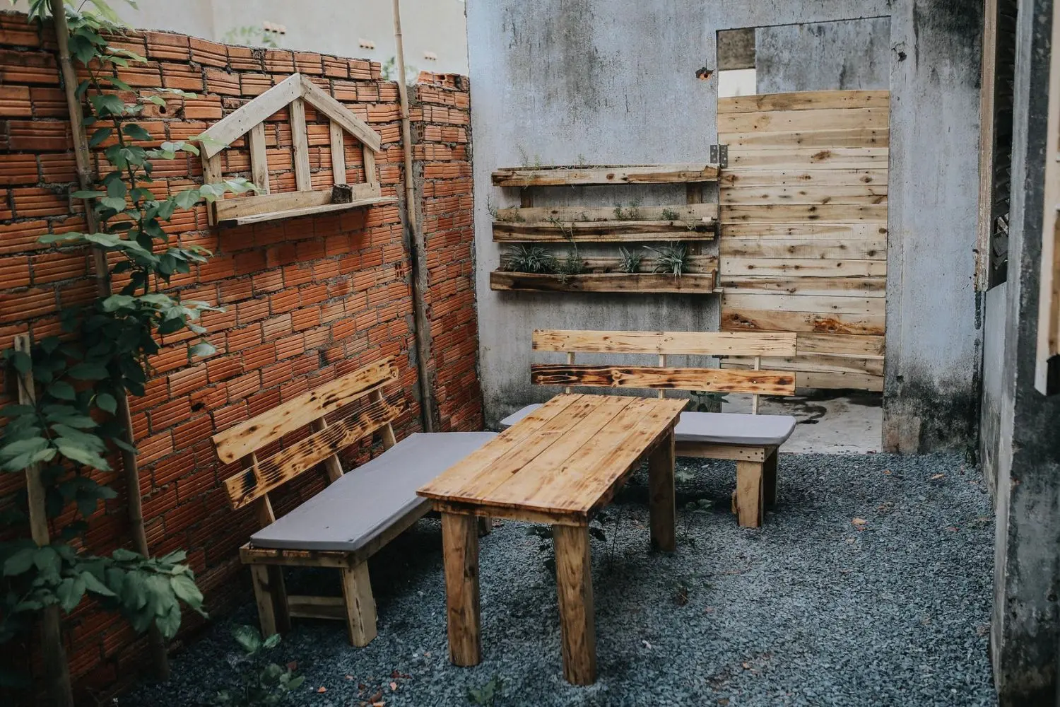 T&igrave;m về Nh&agrave; cũ Coffee ho&agrave;i niệm n&iacute;u giữ ch&uacute;t k&yacute; ức với kh&ocirc;ng gian xưa 6