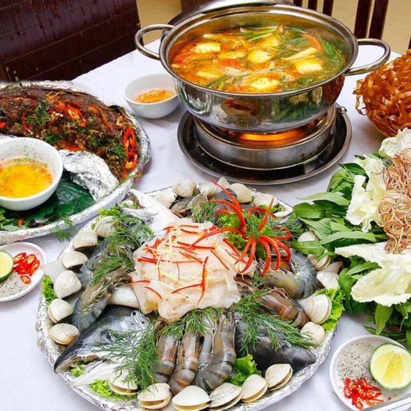 Top 7 qu&aacute;n hải sản B&igrave;nh Dương thu h&uacute;t đ&ocirc;ng đảo thực kh&aacute;ch đến thưởng thức 6