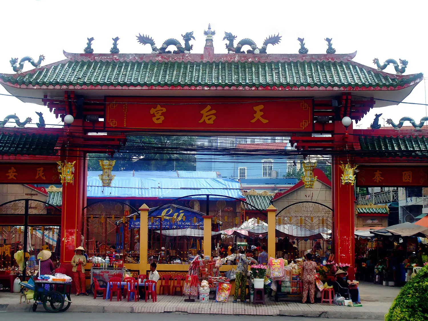 Ch&ugrave;a B&agrave; Thi&ecirc;n Hậu, linh thi&ecirc;ng v&ugrave;ng đất B&igrave;nh Dương 2
