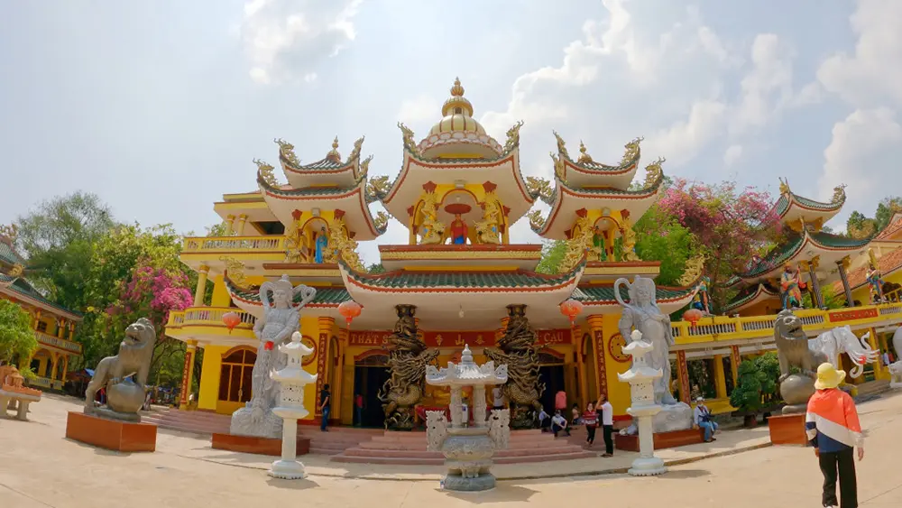 Bỏ t&uacute;i lịch tr&igrave;nh 2 ng&agrave;y 1 đ&ecirc;m T&acirc;y Ninh B&igrave;nh Dương si&ecirc;u th&uacute; vị 6