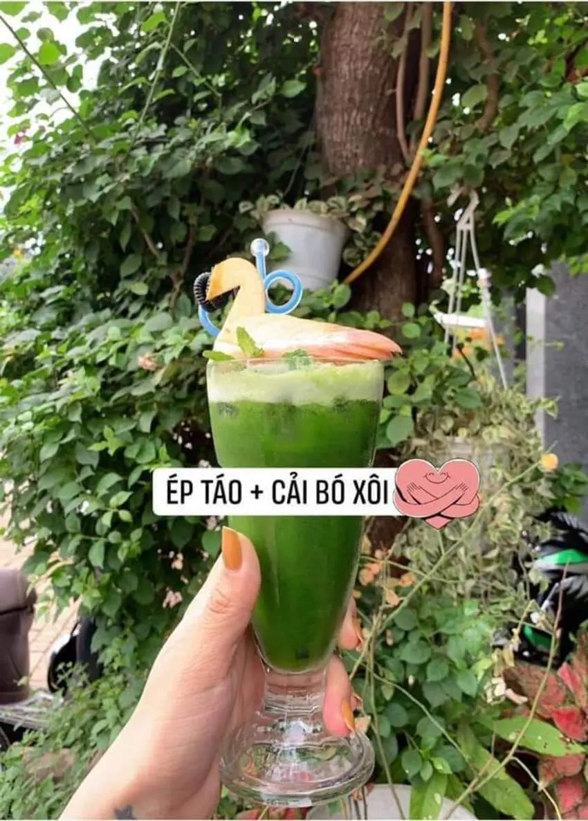 Đến với The Street Coffee tận hưởng kh&ocirc;ng gian y&ecirc;n tĩnh giữa l&ograve;ng th&agrave;nh phố Đồng Xo&agrave;i 4