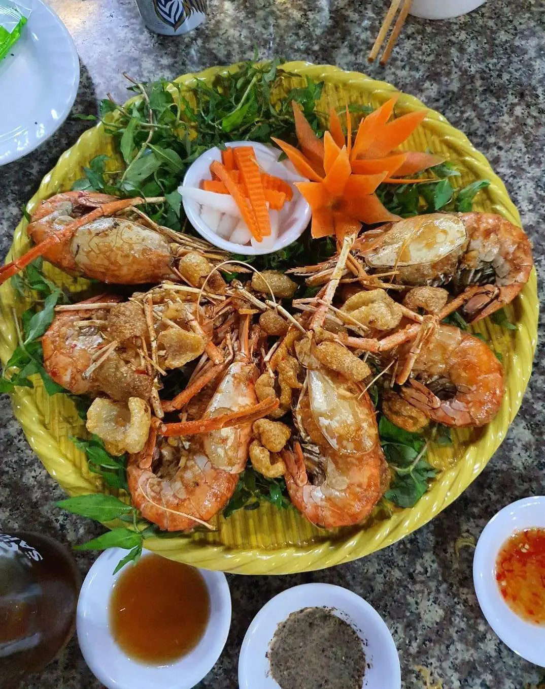 Gh&eacute; đến hải sản A Cọp thưởng thức những m&oacute;n ăn si&ecirc;u hấp dẫn 5